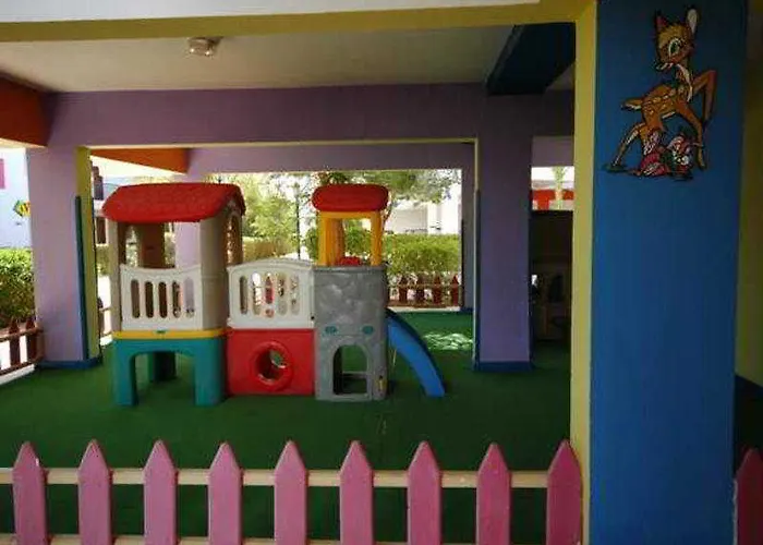 Holiday - Palace